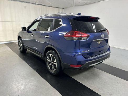Used 2020 Nissan Rogue SV w/ Sun & Sound Touring Package image 7