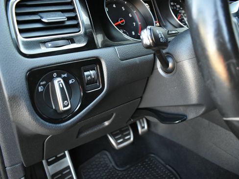 Used 2017 Volkswagen GTI S image 39