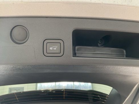 New 2026 Chevrolet Equinox LT w/ Convenience Package II image 15