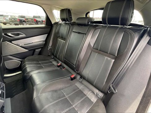 Used 2019 Land Rover Range Rover Velar R-Dynamic SE AWD/4WD image 19