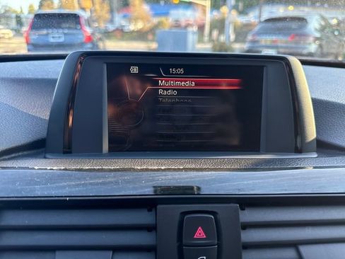 Used 2017 BMW 430i Convertible image 23