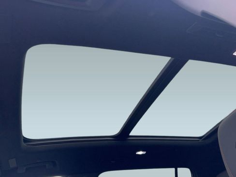 Used 2024 Chevrolet Traverse RS w/ LPO, Floor Liner Package image 14