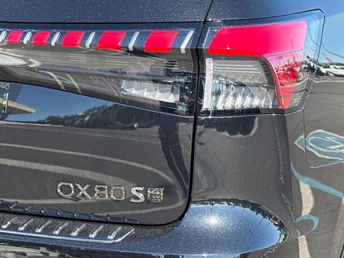 New 2026 INFINITI QX80 SPORT w/ Sport Exterior Package image 32