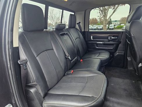 Used 2018 RAM 2500 Laramie image 37
