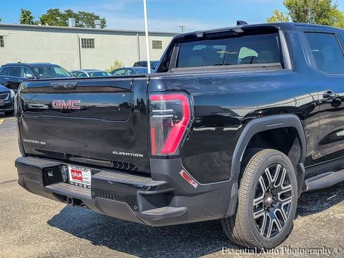 New 2026 GMC Sierra EV Elevation image 7