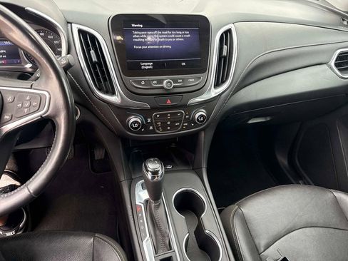 Used 2020 Chevrolet Equinox Premier AWD/4WD image 22
