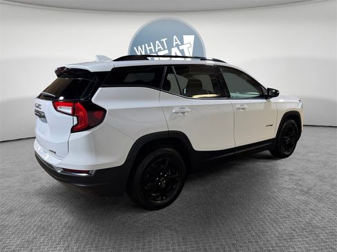 Used 2022 GMC Terrain AT4 w/ Infotainment Package II image 3