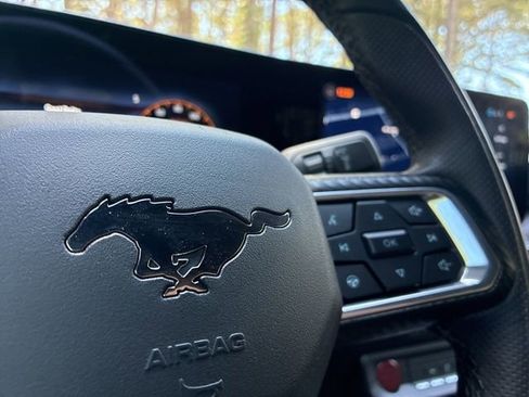 Used 2024 Ford Mustang GT Premium image 28