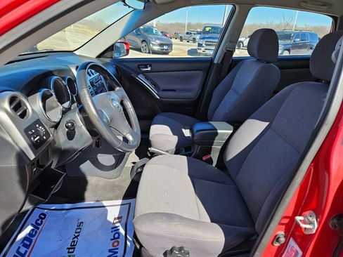 Used 2003 Toyota Matrix XRS image 19