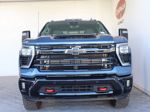 Used 2025 Chevrolet Silverado 2500 LTZ w/ LTZ Plus Package AWD/4WD image 2