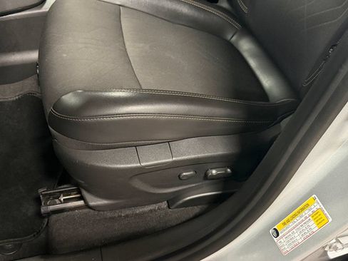 Used 2019 Chevrolet Trax LT w/ Driver Confidence Package FWD image 27