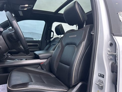 Used 2022 RAM 1500 Laramie w/ Sport Appearance Package image 10