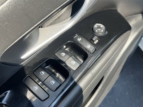 Used 2022 Hyundai Santa Cruz Limited image 19