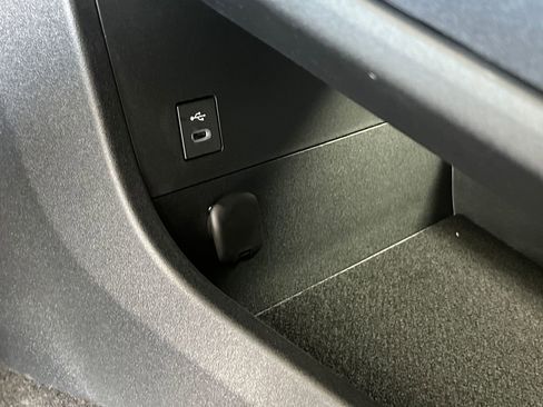 New 2026 Subaru Solterra image 35