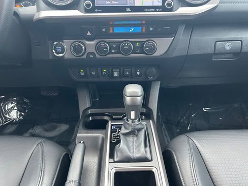 Used 2023 Toyota Tacoma Limited image 12