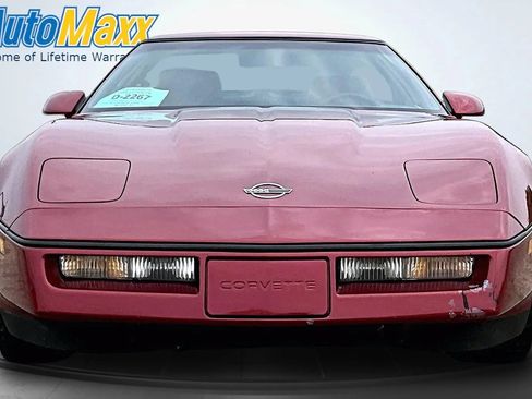 Used 1990 Chevrolet Corvette Coupe RWD image 2