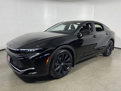 New 2026 Toyota Crown Nightshade image 7