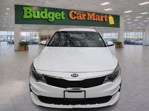 Used 2017 Kia Optima LX FWD image 2
