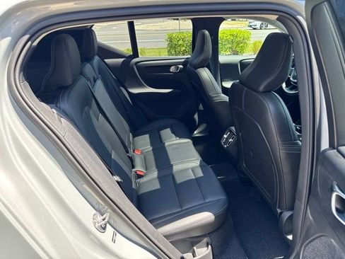 Certified 2025 Volvo XC40 B5 Plus AWD/4WD image 13