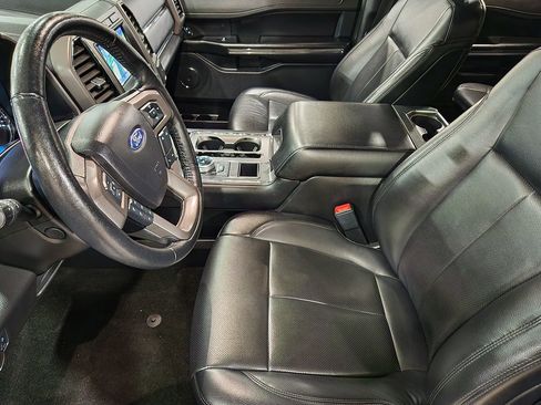 Used 2020 Ford Expedition XLT w/ Equipment Group 202A image 32