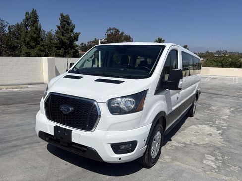 Used 2024 Ford Transit 350 XLT RWD image 6