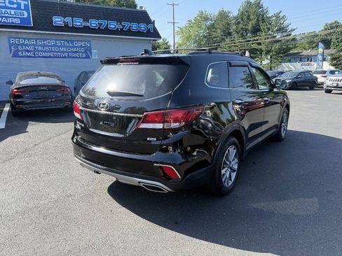 Used 2017 Hyundai Santa Fe SE w/ SE Premium Package 02 AWD/4WD image 11