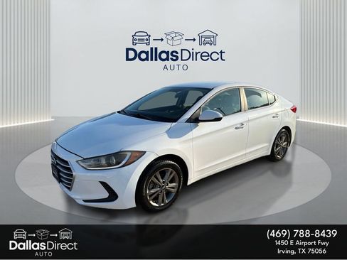 Used 2017 Hyundai Elantra SE FWD image 1