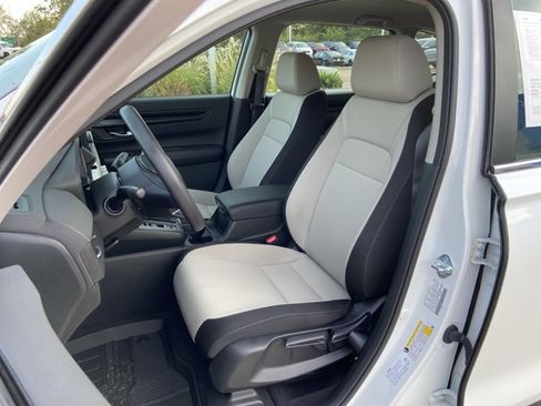 Used 2023 Honda CR-V LX image 18