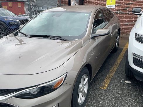 Used 2023 Chevrolet Malibu LT FWD image 3