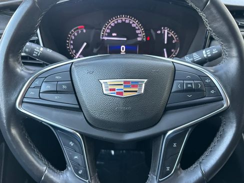 Used 2017 Cadillac XT5 Premium Luxury w/ Driver Assist Package image 25