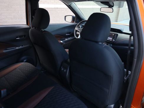 Used 2023 Nissan Kicks SR image 25