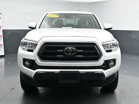 Used 2023 Toyota Tacoma 4x4 Double Cab image 4