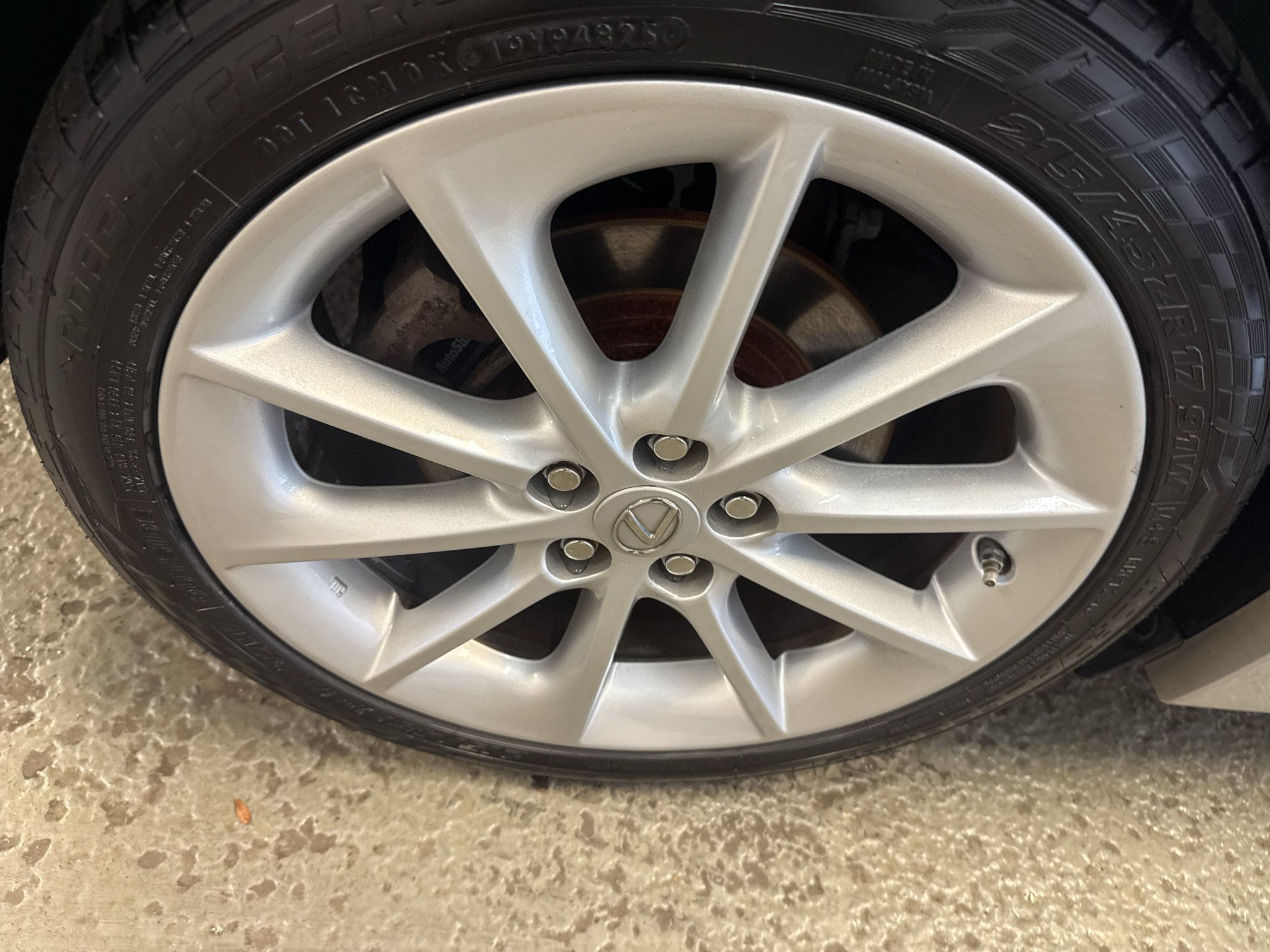 Used 2011 Lexus CT 200h Premium FWD image 33