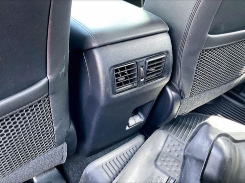 Used 2023 Toyota 4Runner SR5 Premium w/ Moonroof Package RWD image 34