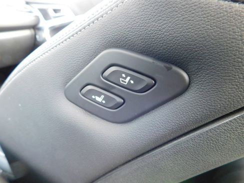 Used 2026 Genesis G70 2.5T Prestige image 15