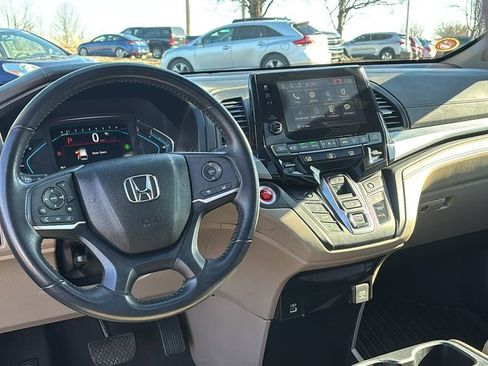 Used 2021 Honda Odyssey EX-L image 13