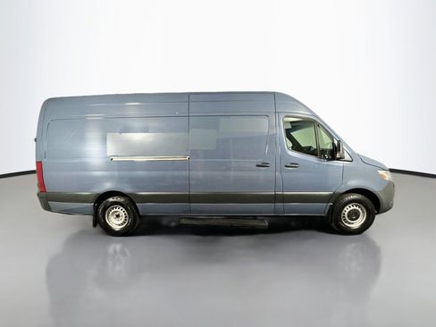 Used 2019 Mercedes-Benz Sprinter 170 image 6