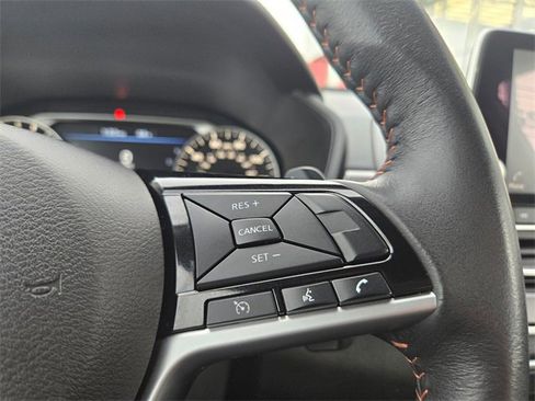 Used 2025 Nissan Altima 2.5 SR image 19
