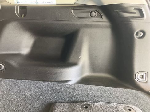 Used 2023 Jeep Grand Cherokee Limited image 33