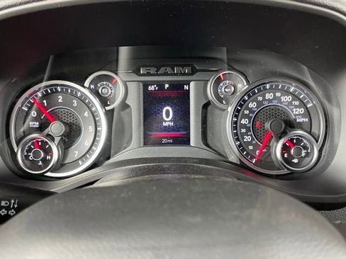 New 2026 RAM 1500 4x4 Crew Cab image 16