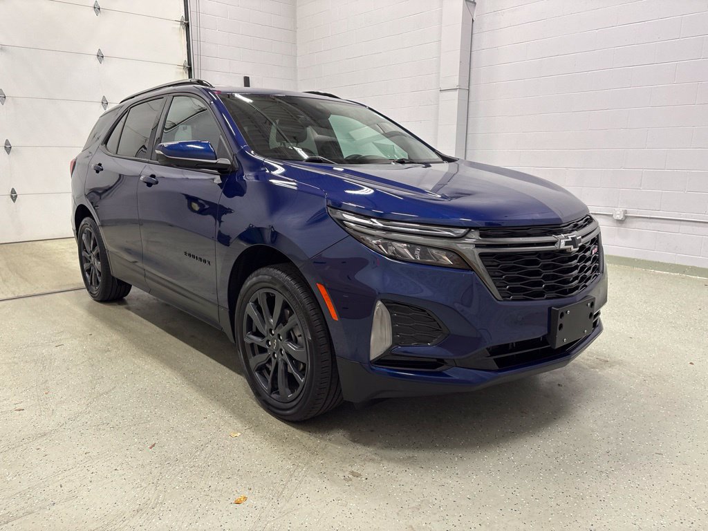 Used 2023 Chevrolet Equinox RS AWD/4WD image 2