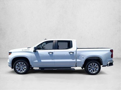 Used 2022 Chevrolet Silverado 1500 Custom RWD image 8