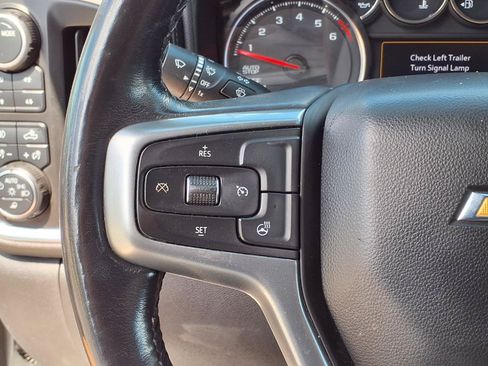 Used 2021 Chevrolet Silverado 1500 LTZ AWD/4WD image 23