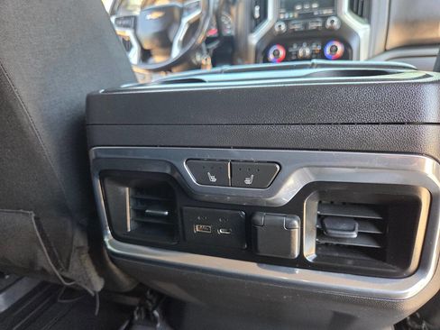 Used 2022 Chevrolet Silverado 2500 LT w/ Fleet Comfort Package image 13