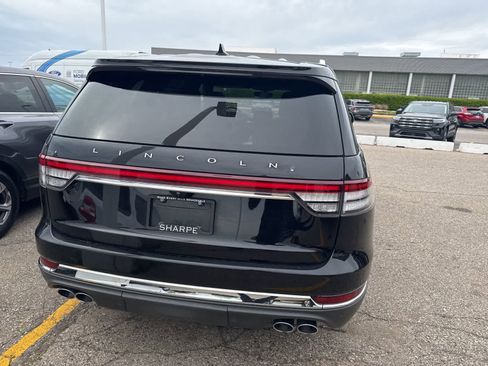 Used 2020 Lincoln Aviator Reserve w/ Equipment Group 202A AWD/4WD image 11