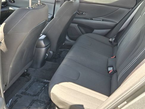 Certified 2025 Hyundai Elantra SEL w/ Cargo Package FWD image 11