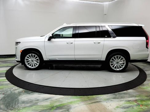 Used 2022 Cadillac Escalade ESV Luxury image 8