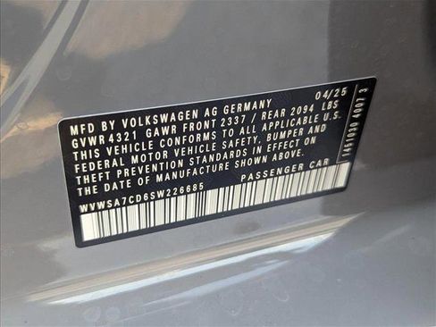 New 2025 Volkswagen Golf SE image 17