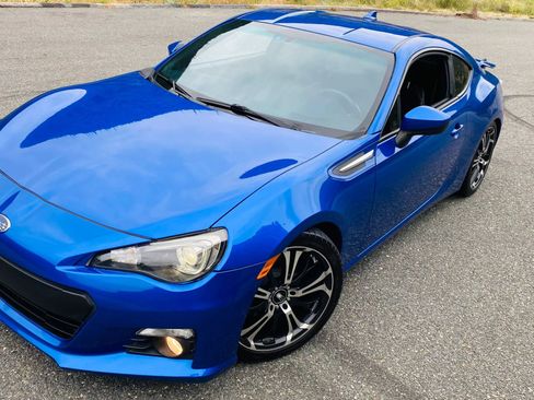 Used 2016 Subaru BRZ Limited w/ Popular Package #4 image 3