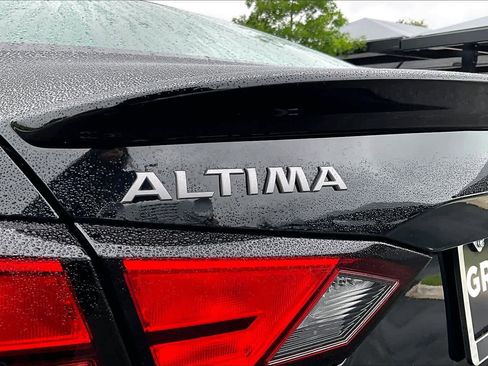 New 2026 Nissan Altima 2.5 SV FWD image 15